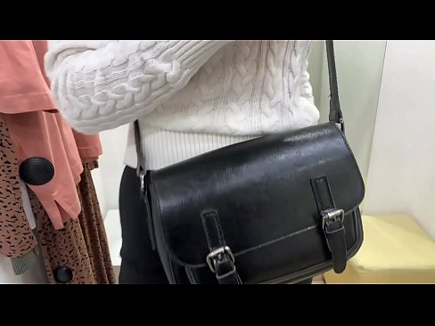 ❤️ Publiczna masturbacja młodej suki FeralBerry z dildo w przymierzalni ❌ Sex video at pl.pornokey.ru ❌❤